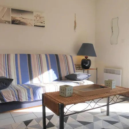 Maison 3 Pieces Pres De La Avec Piscine, Terrasse, Et Parking A Bretignolles-sur-mer. - Fr-1-224a-17