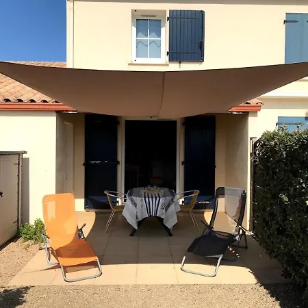 Maison 3 Pieces Pres De La Avec Piscine, Terrasse, Et Parking A Bretignolles-sur-mer. - Fr-1-224a-17